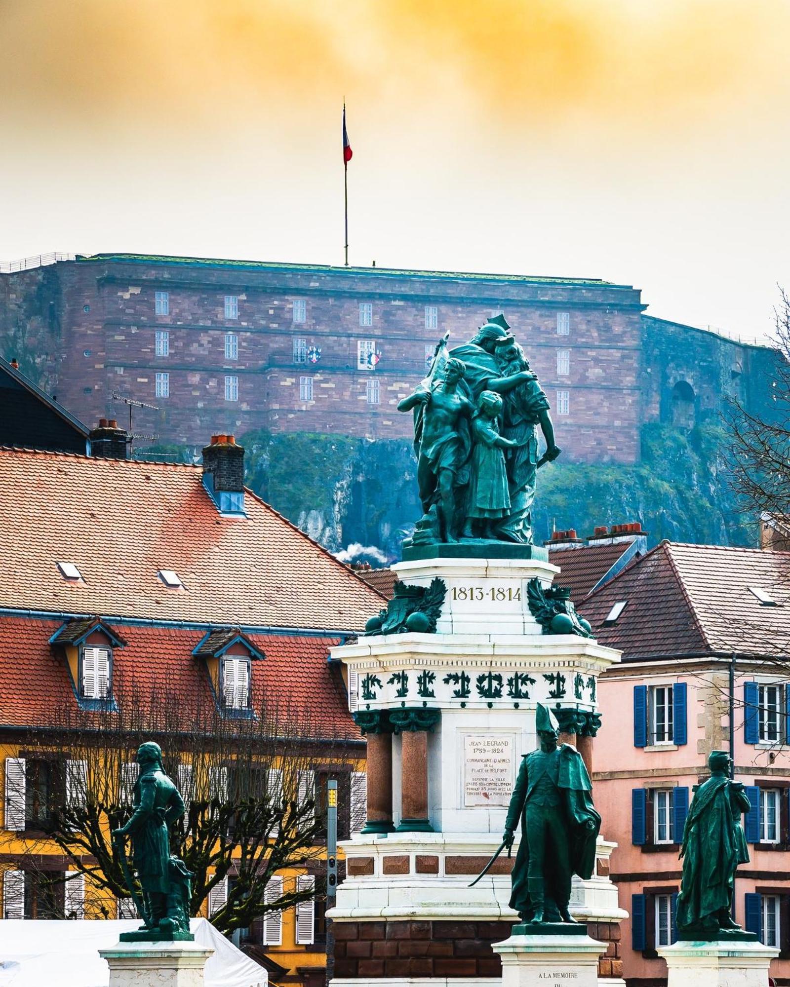 Les Toits De La Citadelle *